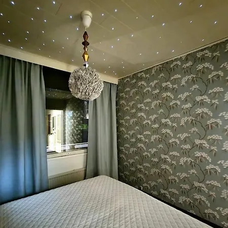 Kodikas Ja Viihtyisae Kaksio Keskustassa Apartamento